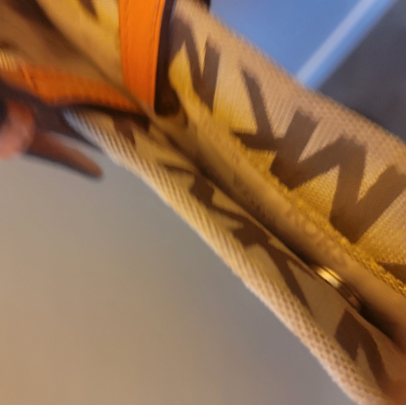 Pre-loved Micheal Kors Signature Tote with Orange leather straps. - Picture 5 of 15